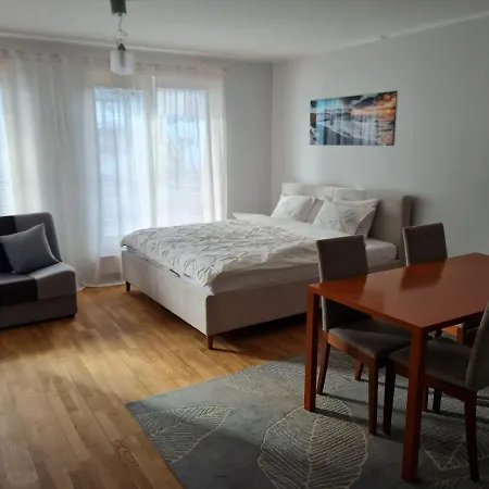 Spacious In Center Tallin