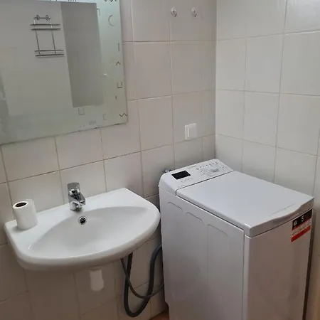 Spacious In Center Tallin