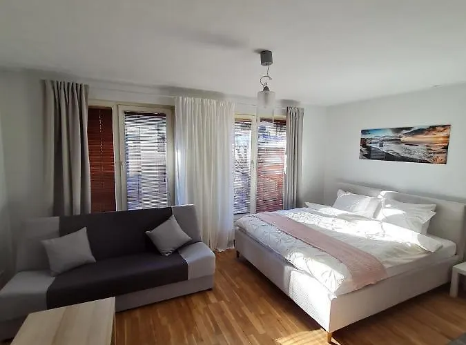 Spacious In Center *